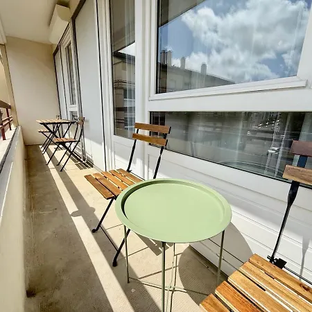 Lumineux Avec Balcon *