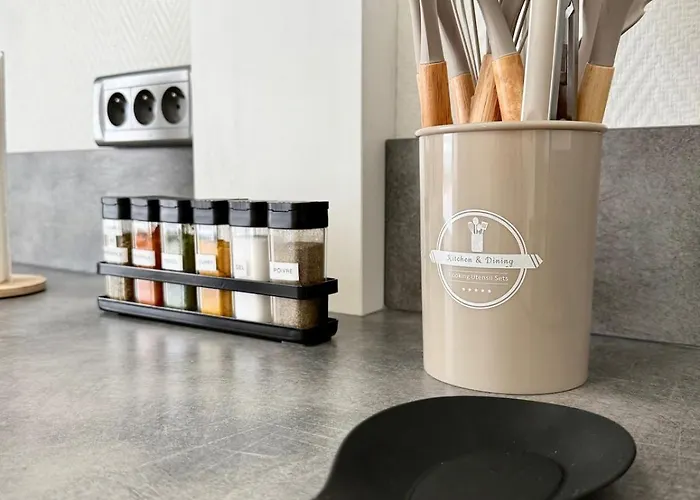 Apartment Lumineux Avec Balcon Caen