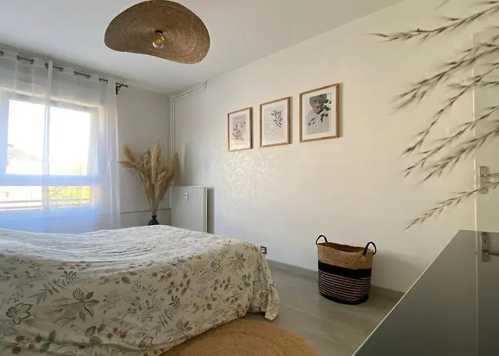 Lumineux Avec Balcon *